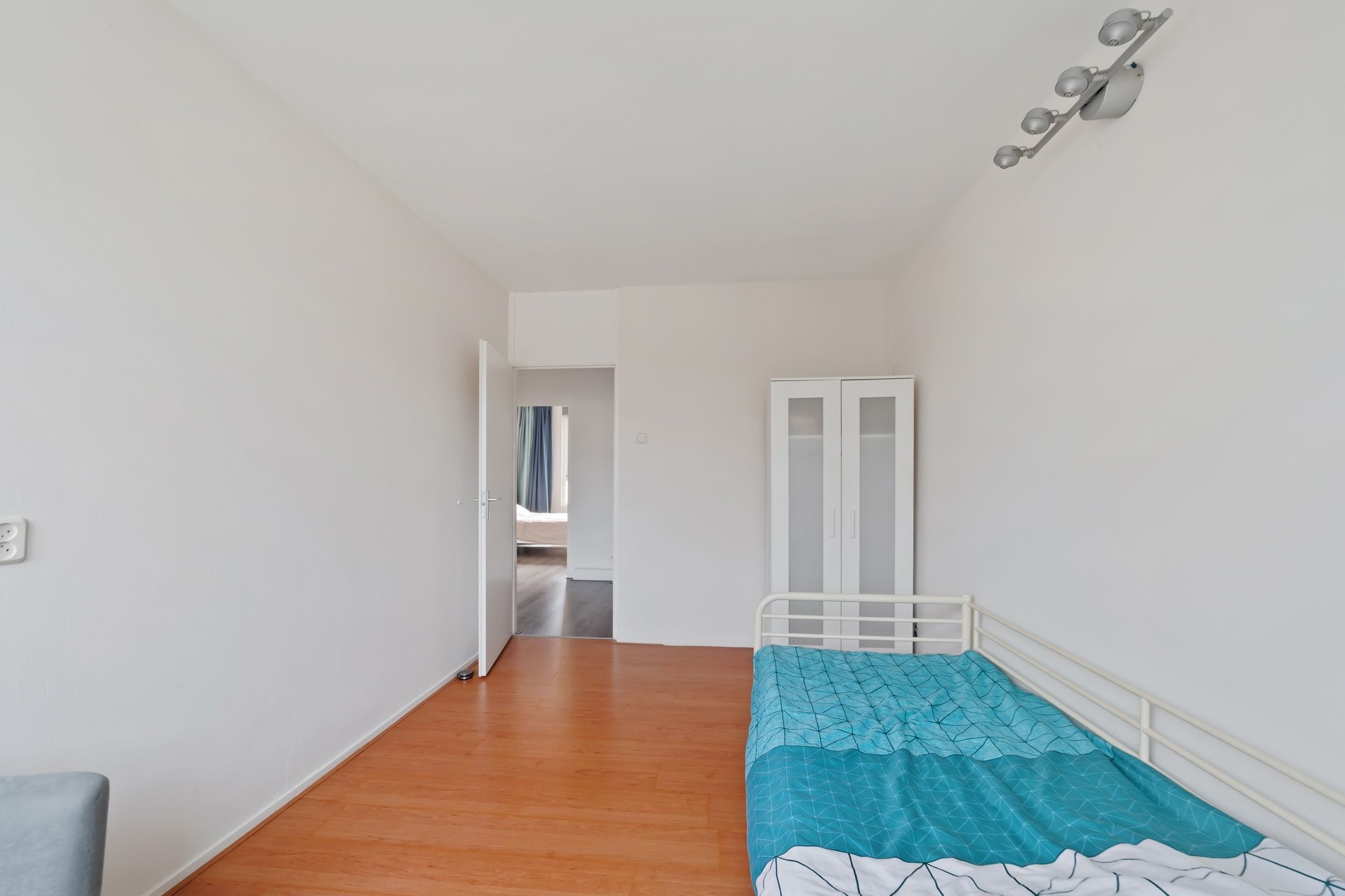 Spacious family home with five bedrooms in child-friendly Opstal neighborhood — 24