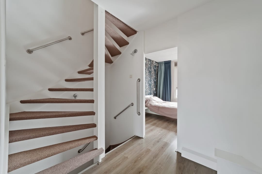 Spacious family home with five bedrooms in child-friendly Opstal neighborhood — 26