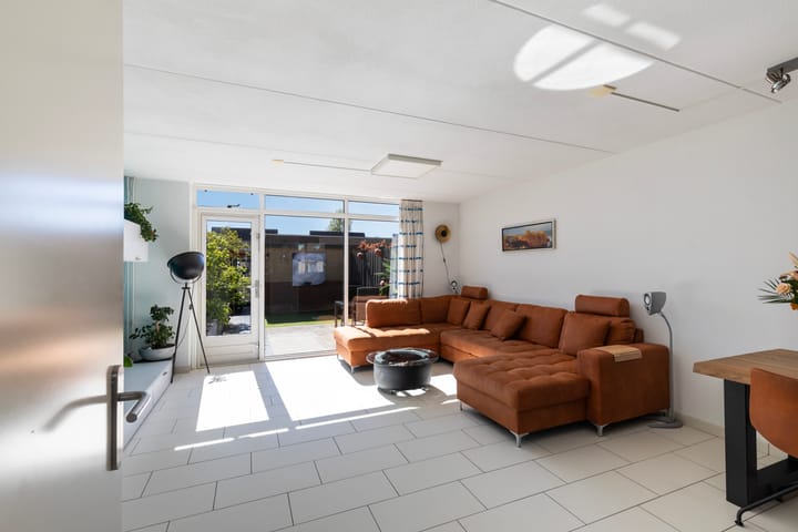 Photo 4 of Van den Broek-erf 136