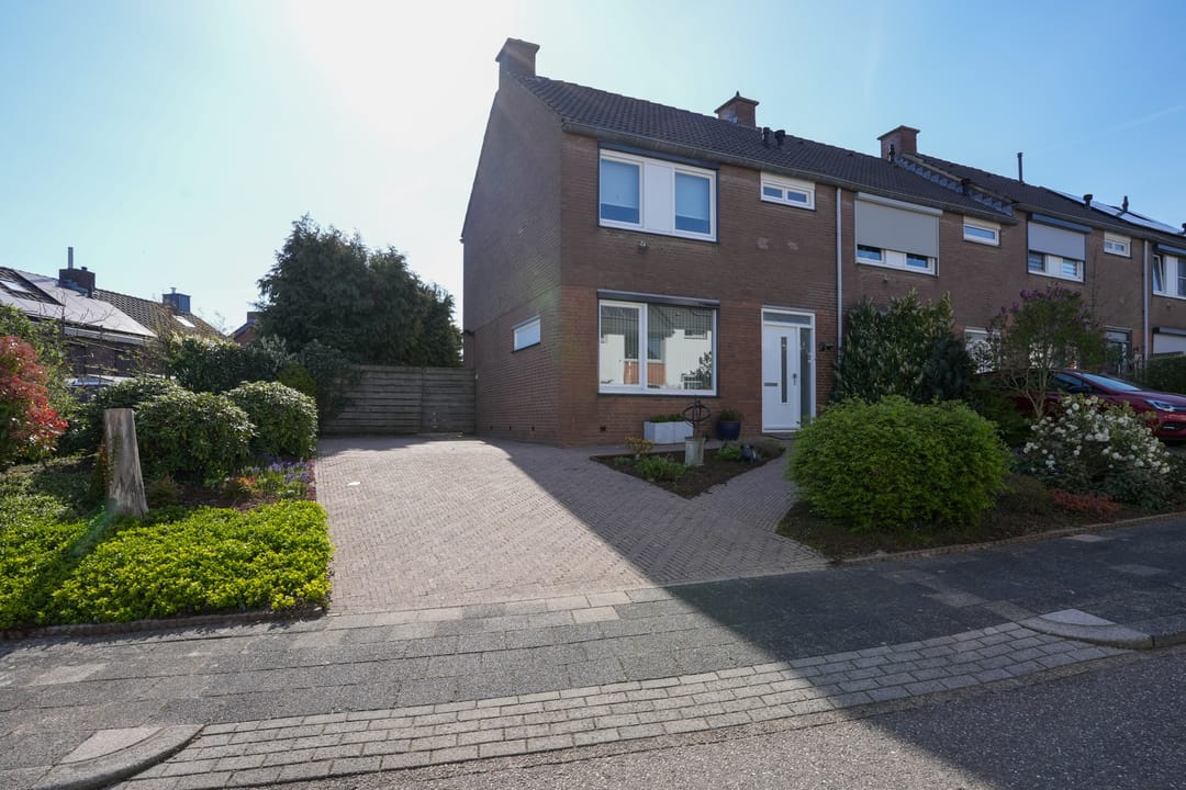 Foto 1 van van Renessestraat 19