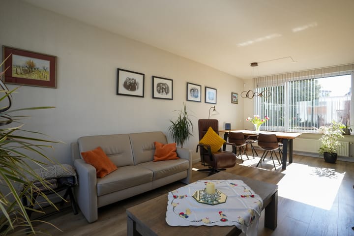 Foto 3 van van Renessestraat 19