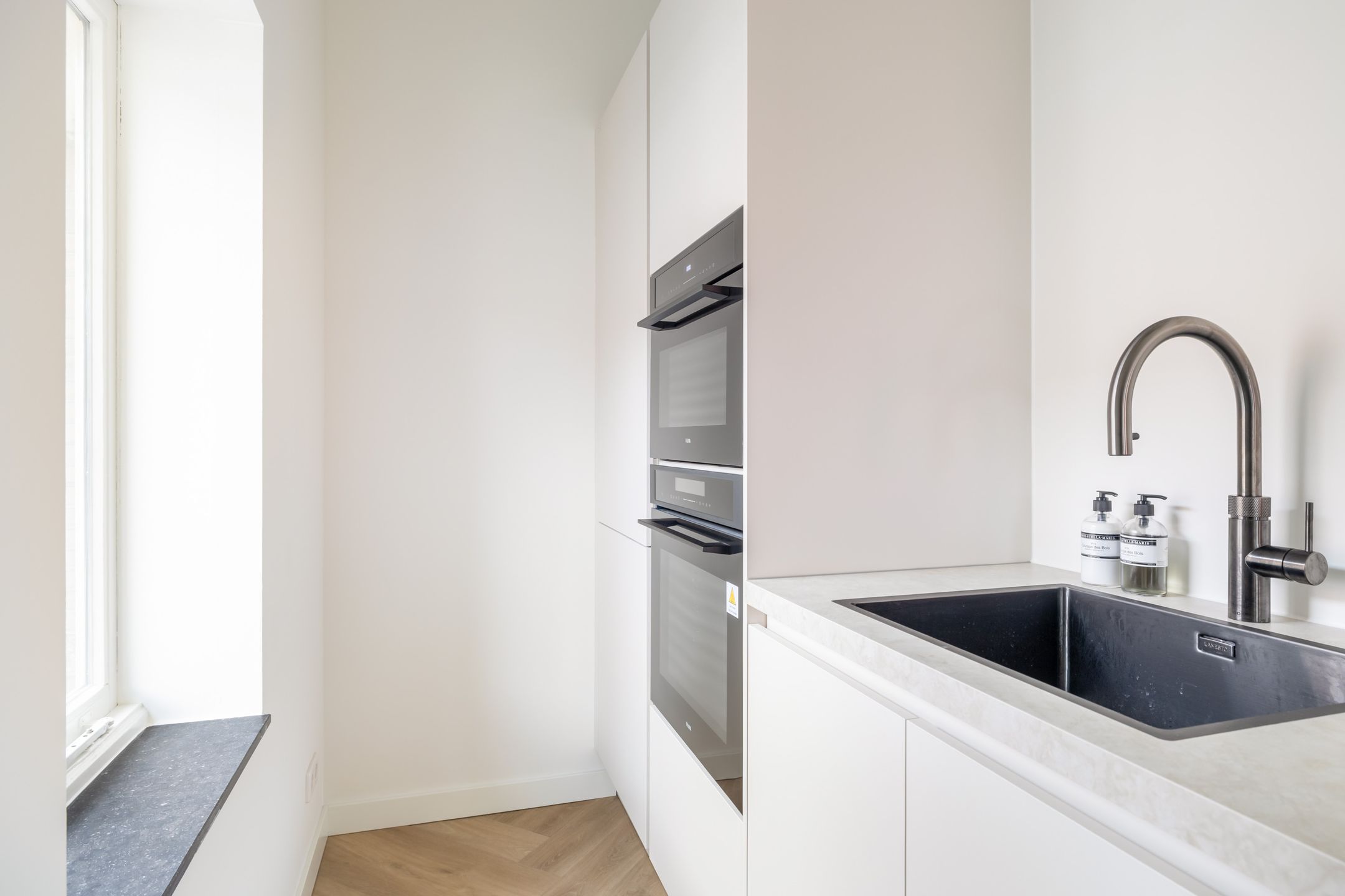 Photo 12 of Ferdinand Bolstraat 49