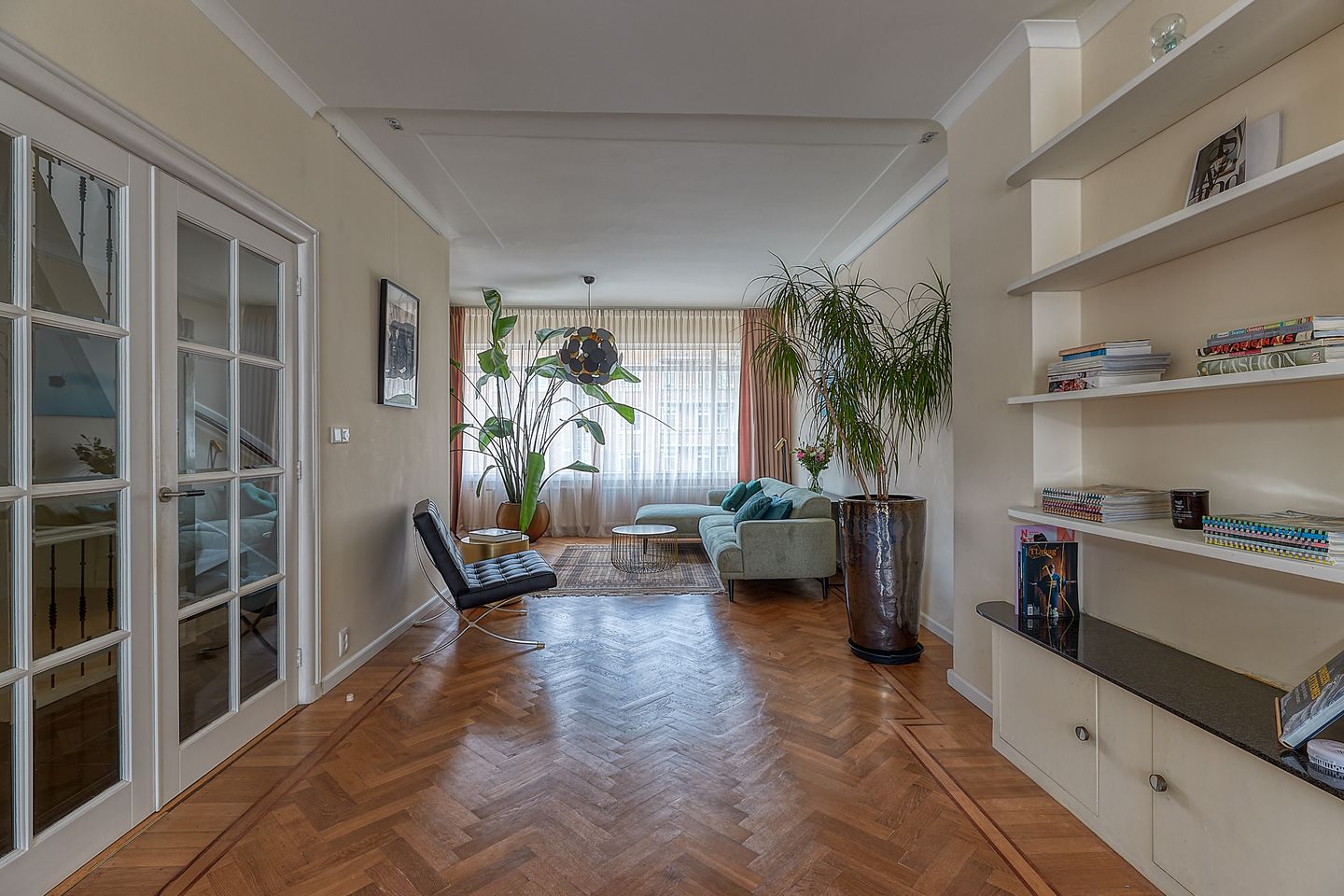 Photo 4 of Van Alkemadelaan 181