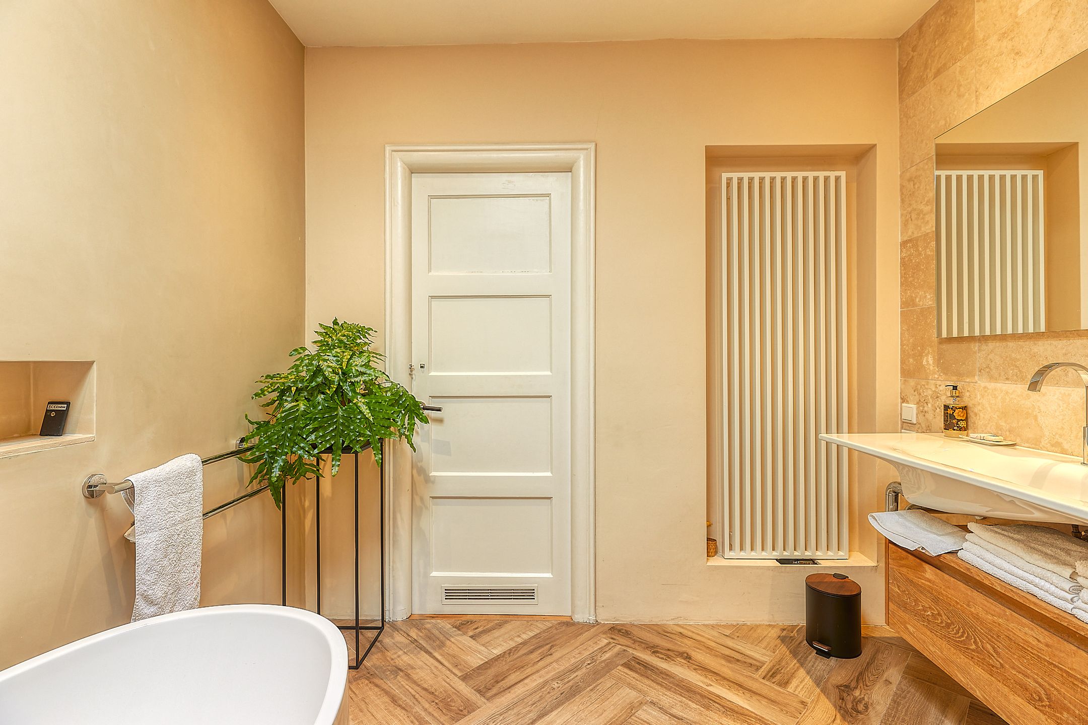 Photo 33 of Van Alkemadelaan 181