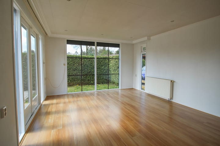 Vrijstaande woning te koop: Apeldoornsestraat 48-32, Voorthuizen