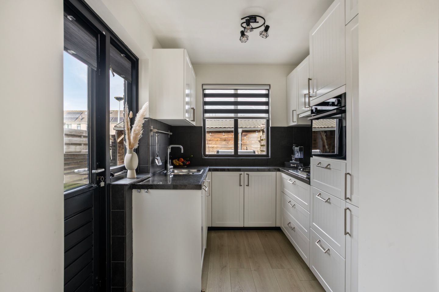 Foto 10 van Outerlant 29