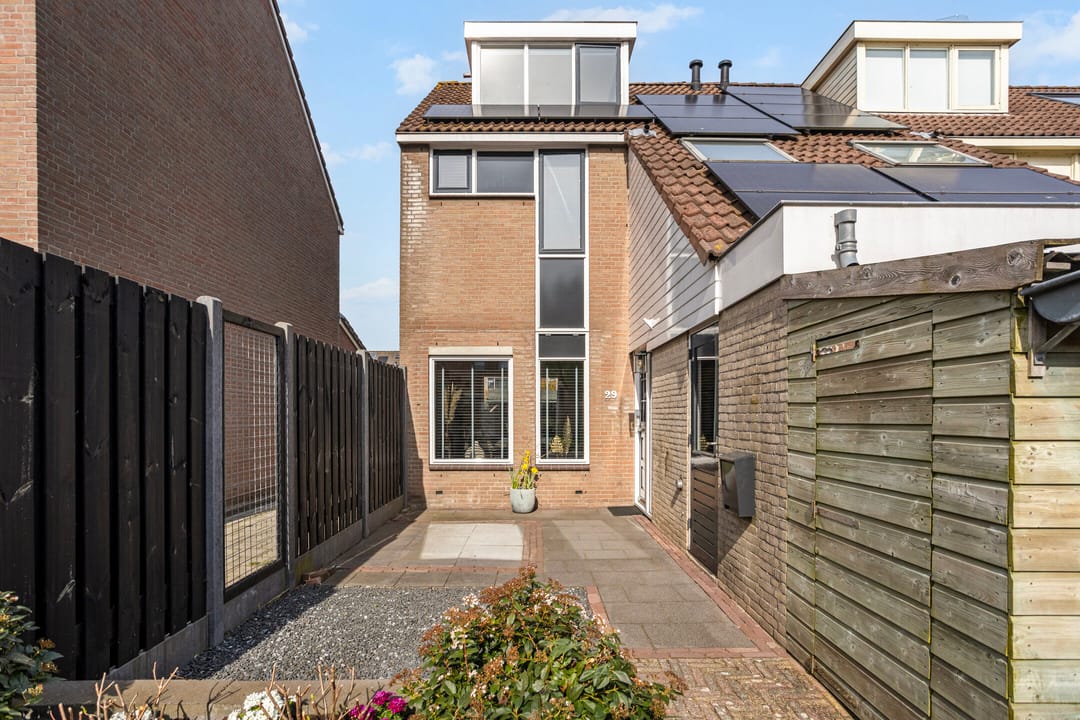 Foto 11 van Outerlant 29