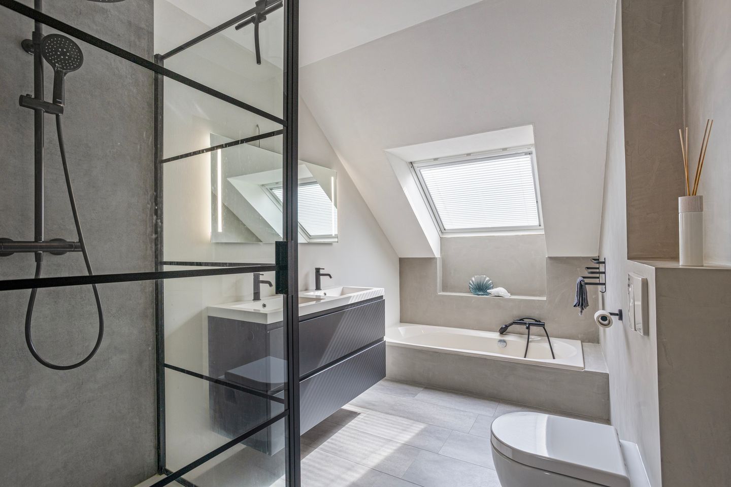 Foto 5 van Outerlant 29