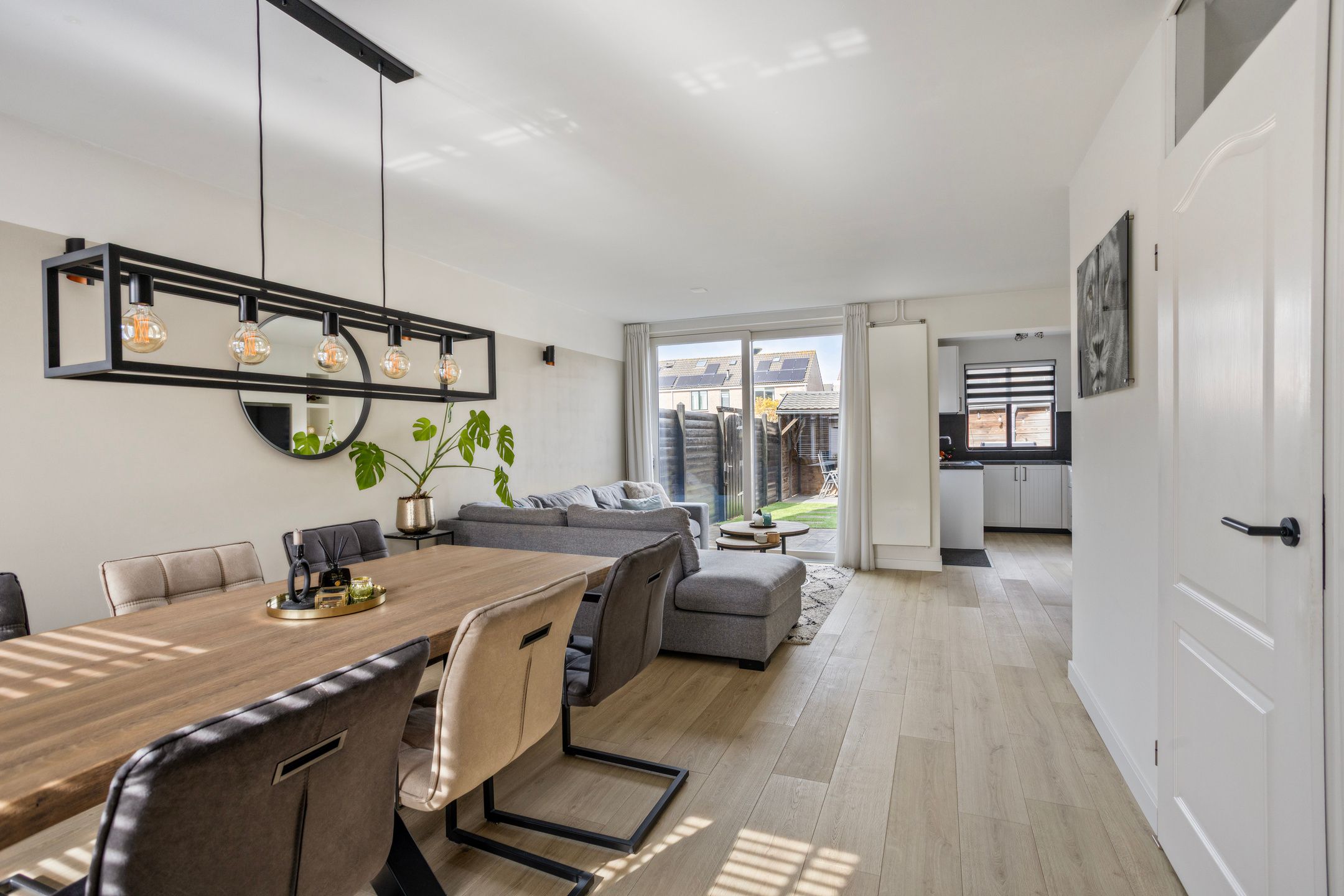 Foto 9 van Outerlant 29