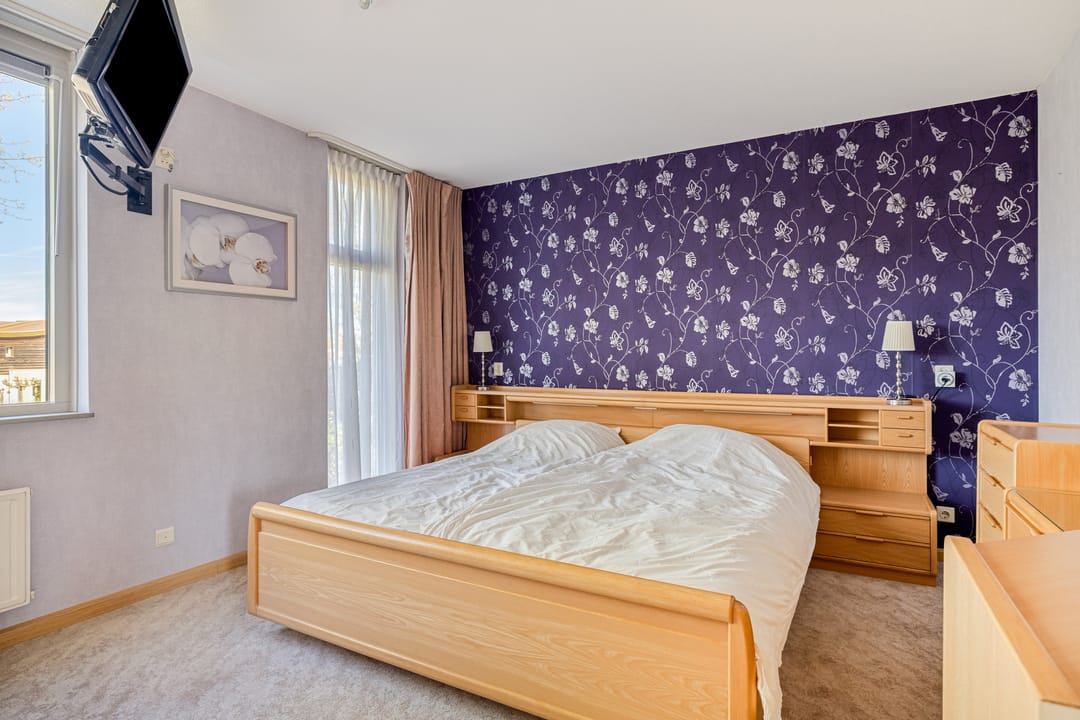 Photo 22 of Achtersteven 28