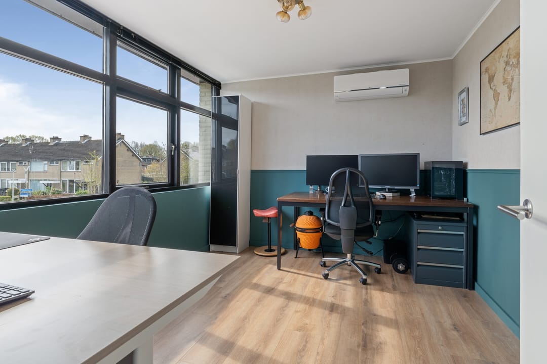 Photo 32 of Vondellaan 45