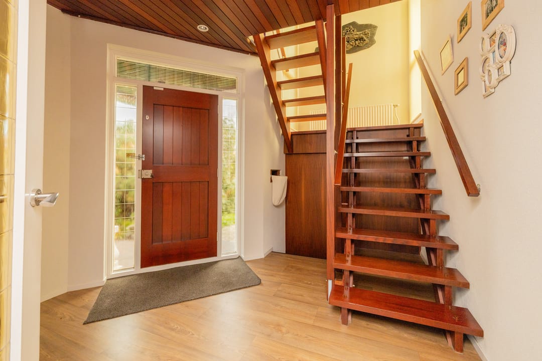 Charming detached family home with spacious garden in Kwintsheul centre — 16