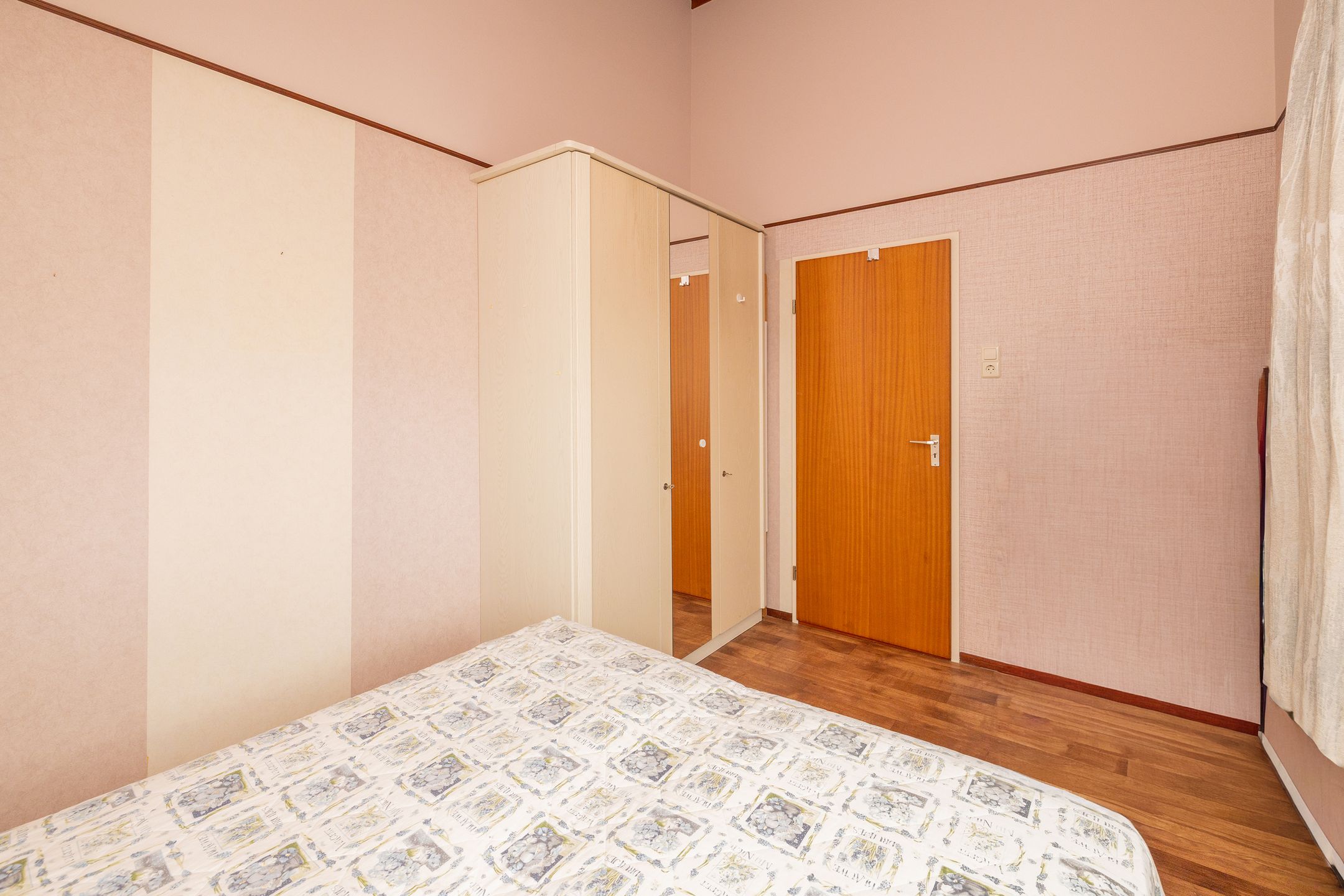 Charming detached family home with spacious garden in Kwintsheul centre — 27