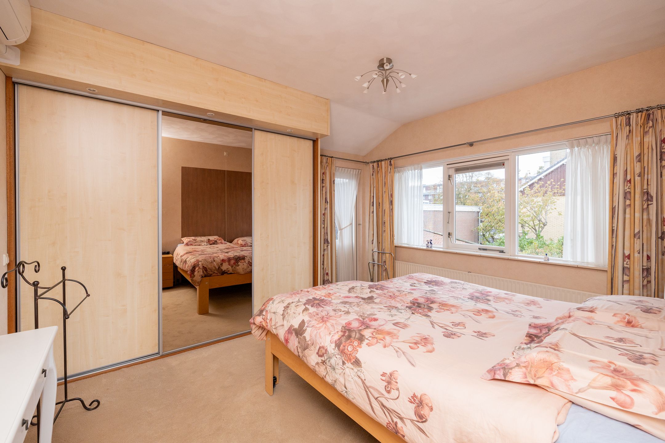 Charming detached family home with spacious garden in Kwintsheul centre — 18