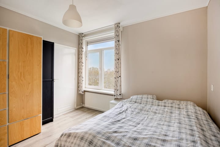 Foto 4 van Bachstraat 562