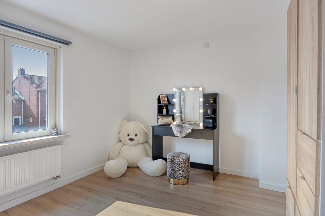 Foto 28 van Steenakkerstraat 49