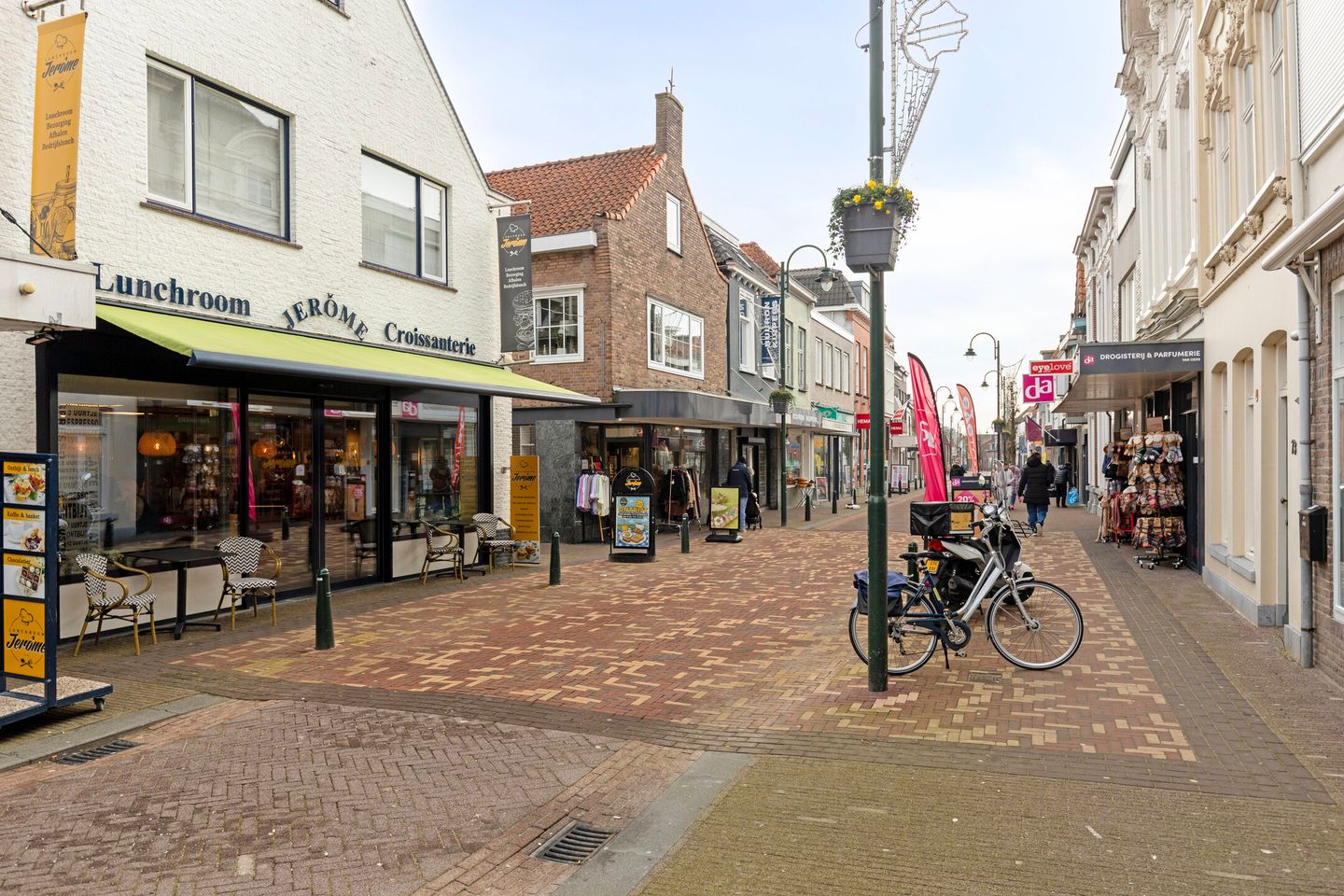 Modern ground-floor apartment with A+++ energy label in the heart of Steenbergen — 34