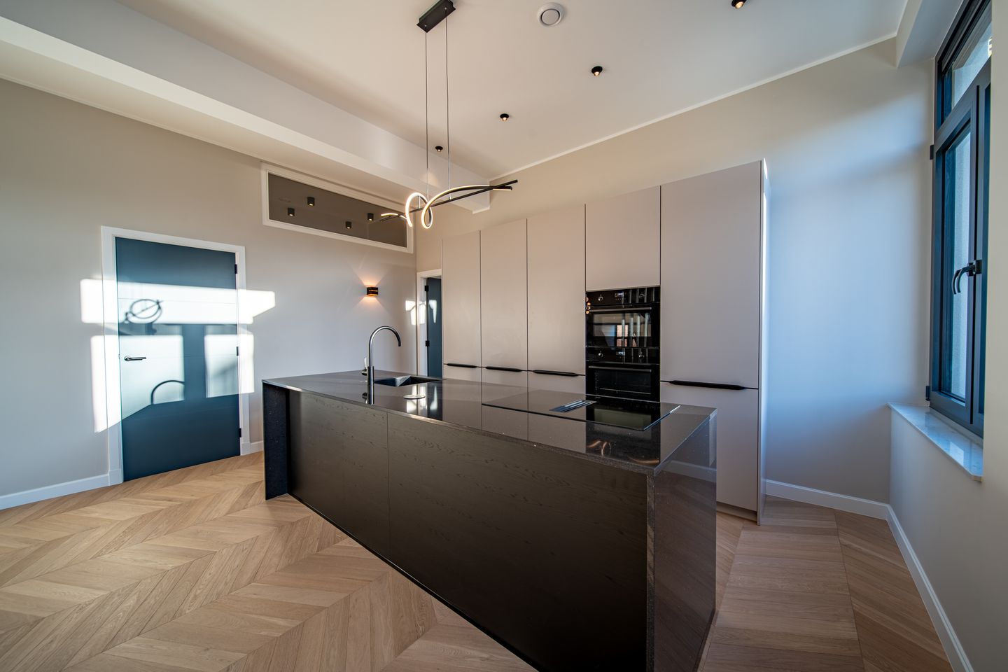 Photo 19 of Hartogstraat 9-B