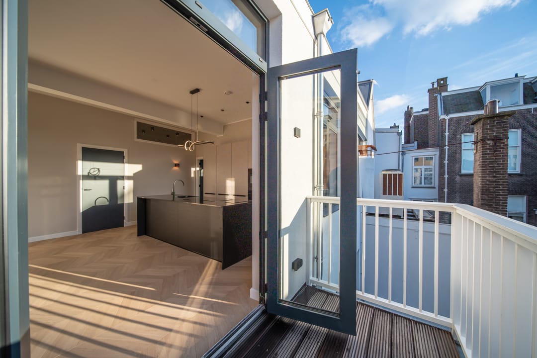 Photo 1 of Hartogstraat 9-B