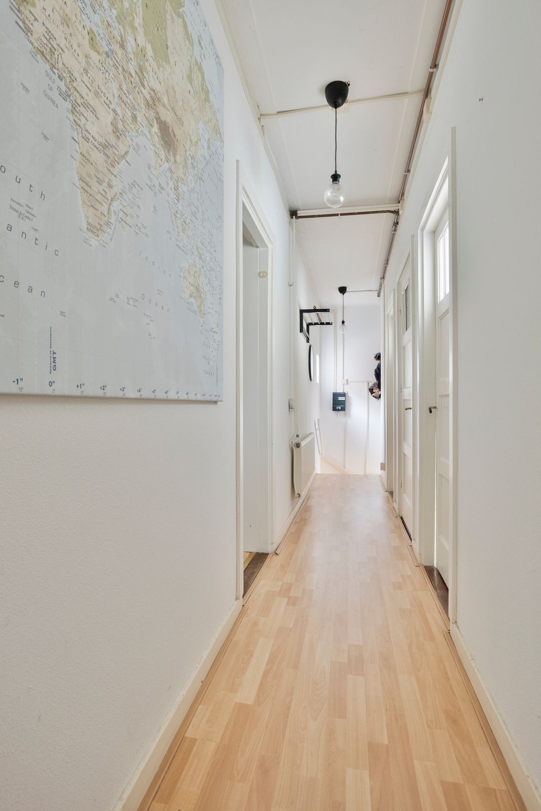 Photo 8 of Louise Henriettestraat 37