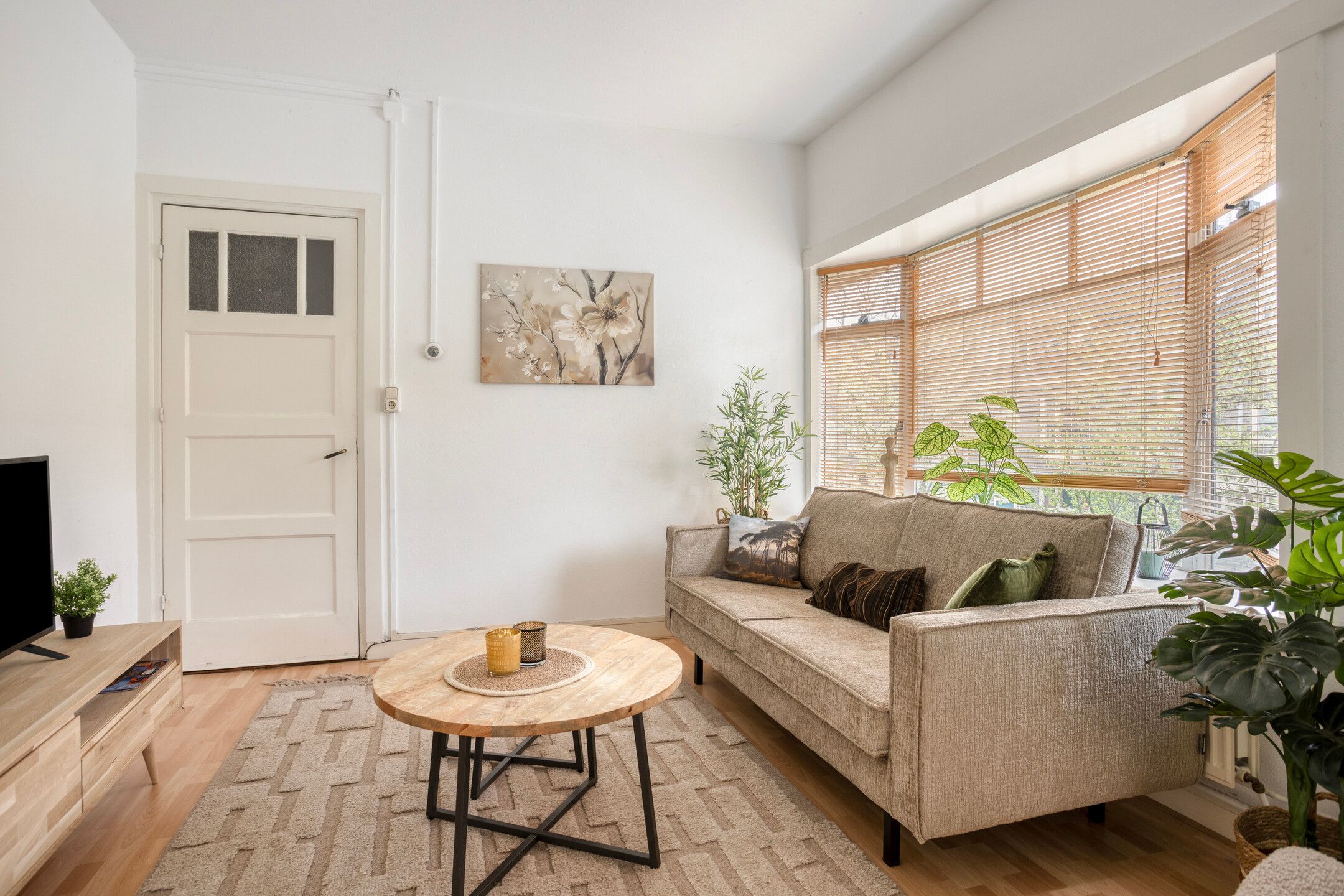 Photo 3 of Louise Henriettestraat 37