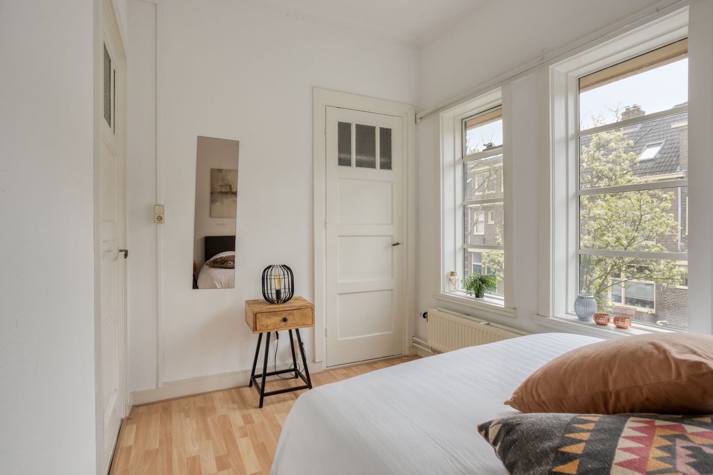 Photo 4 of Louise Henriettestraat 37