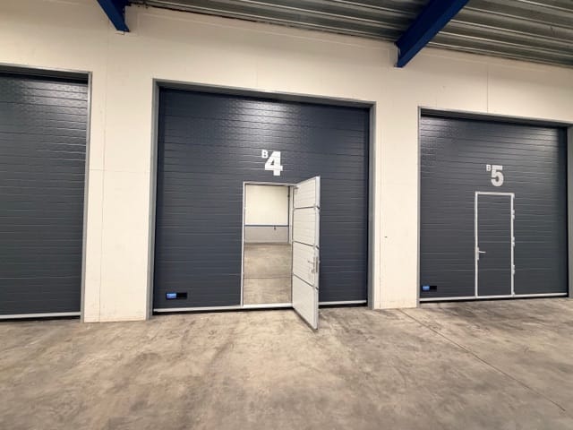 Bekijk foto 2 van Wilhelm Röntgenstraat 17