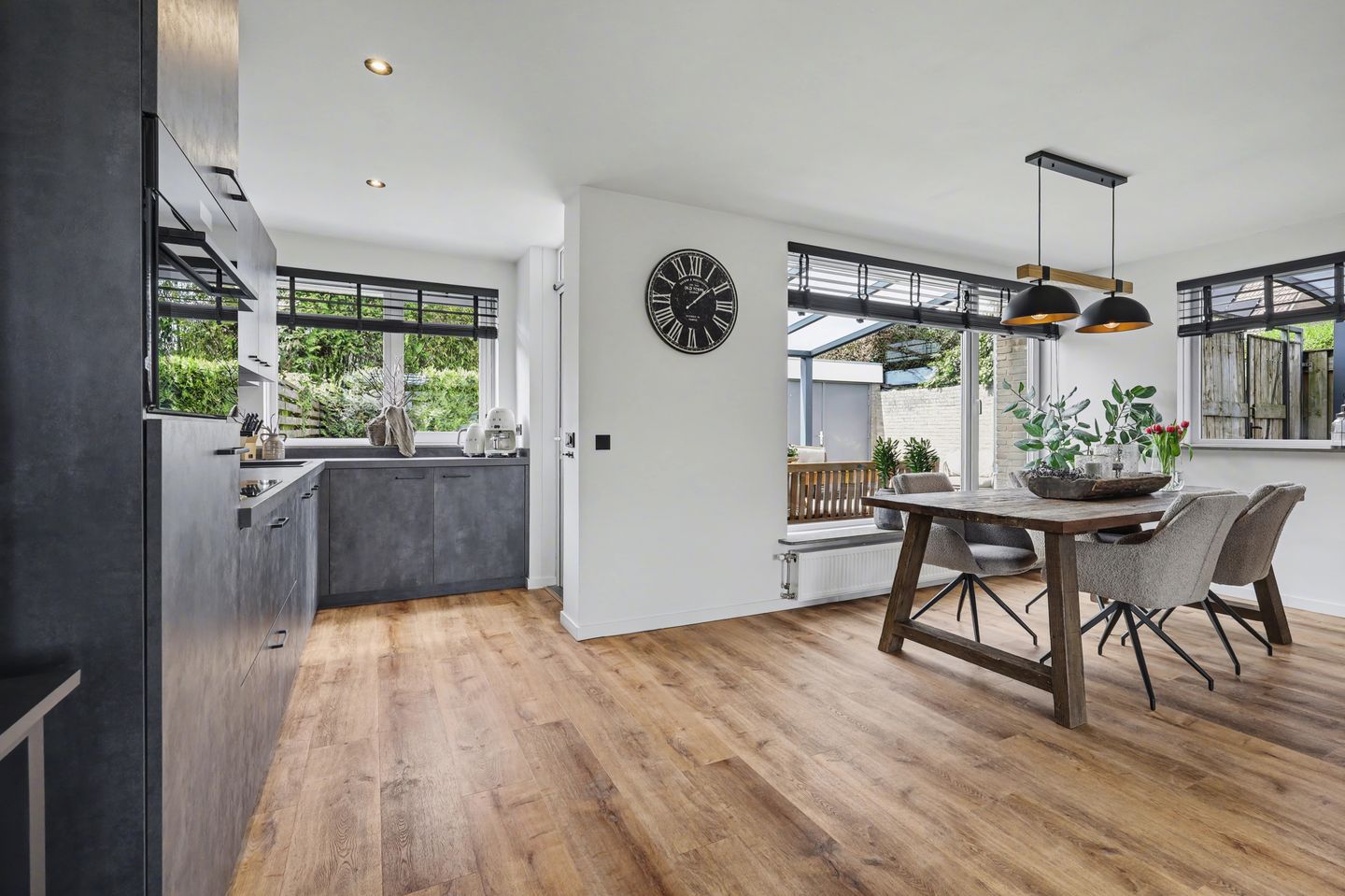 Photo 14 of Zandstraat 31