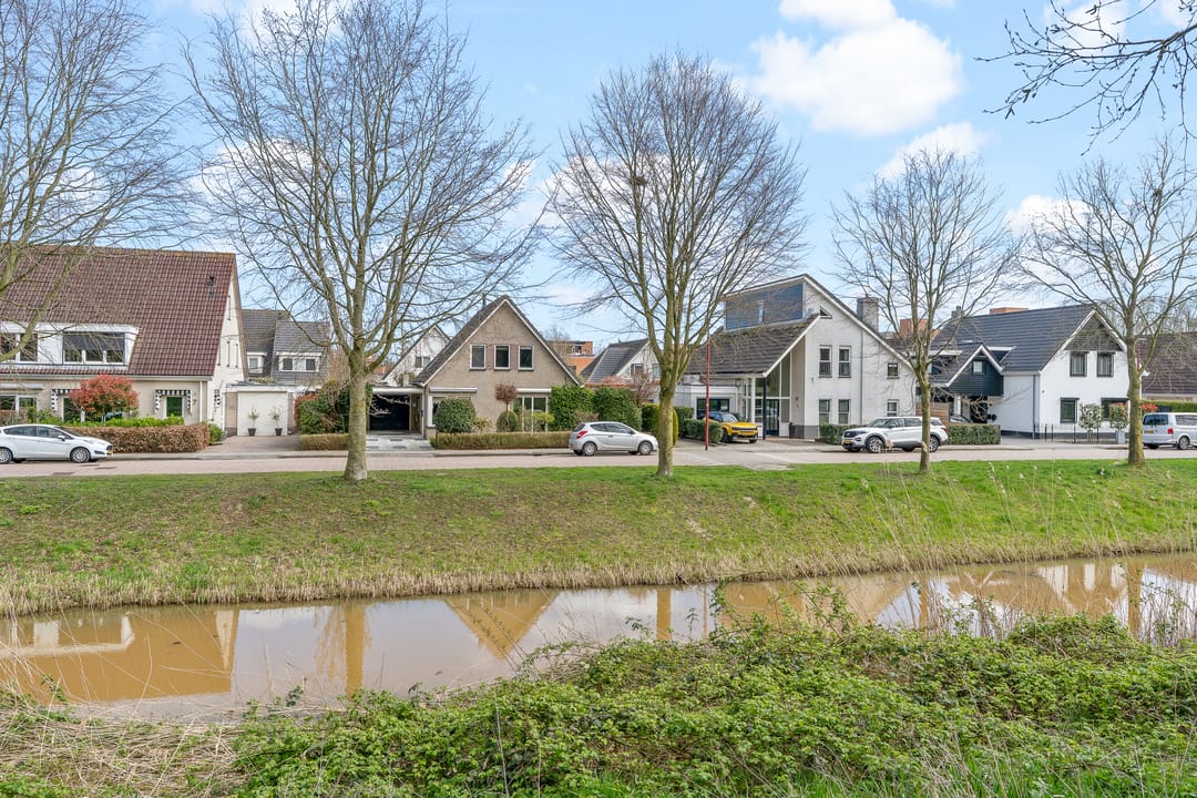 Foto 32 van Lucas van Leydenhage 9