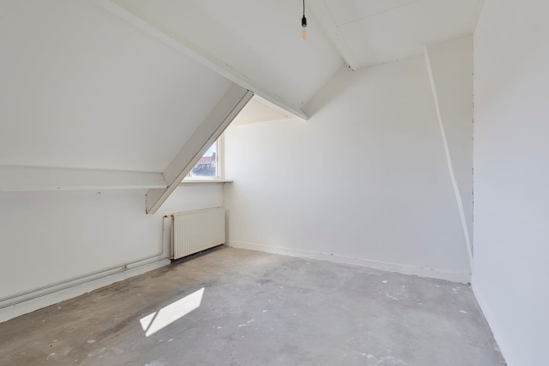 Photo 22 of Jacob van Oudenhovenstraat 19