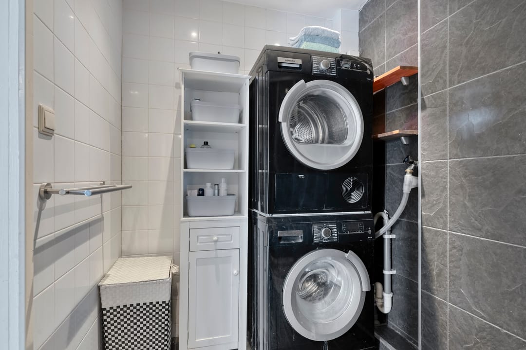 Photo 11 of Meander 129