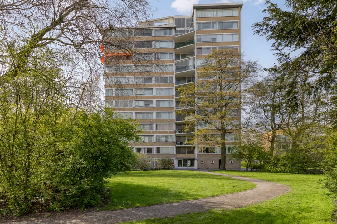 Photo 1 of Meander 129