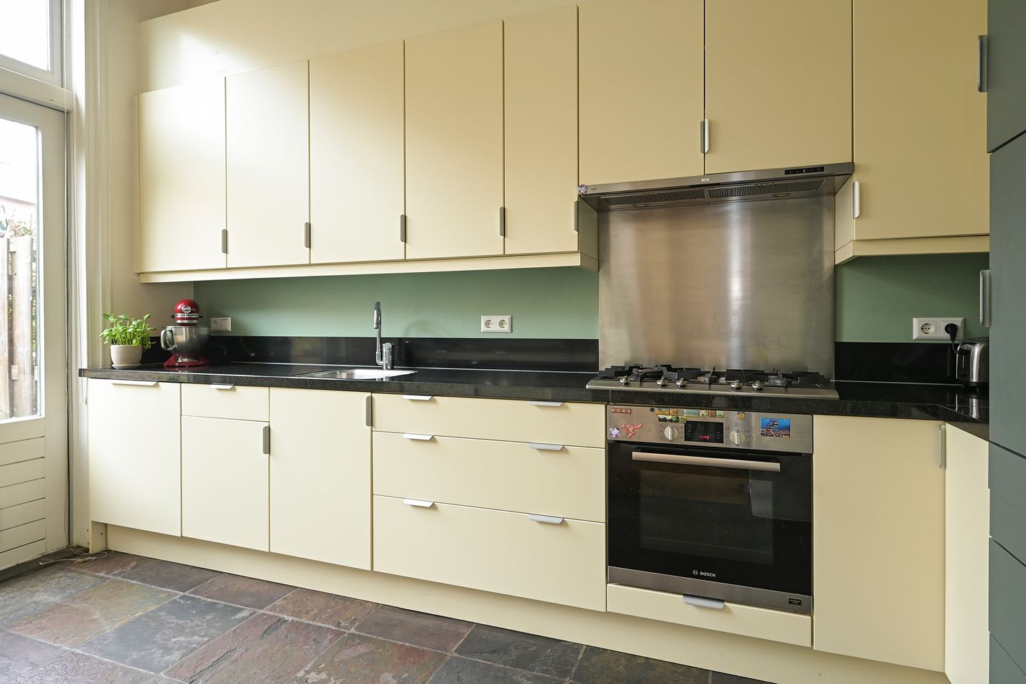 Foto 10 van Van Aerssenstraat 37