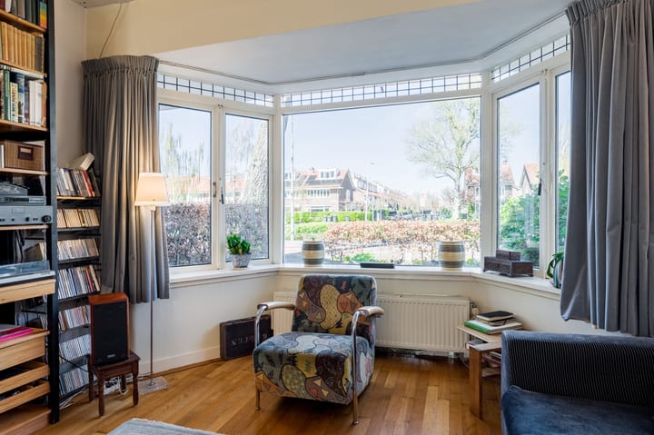 Photo 3 of Graaf Aelbrechtlaan 81