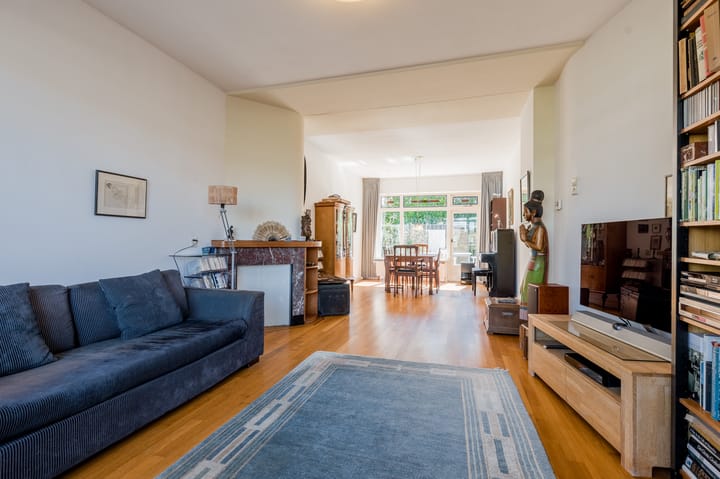 Photo 4 of Graaf Aelbrechtlaan 81