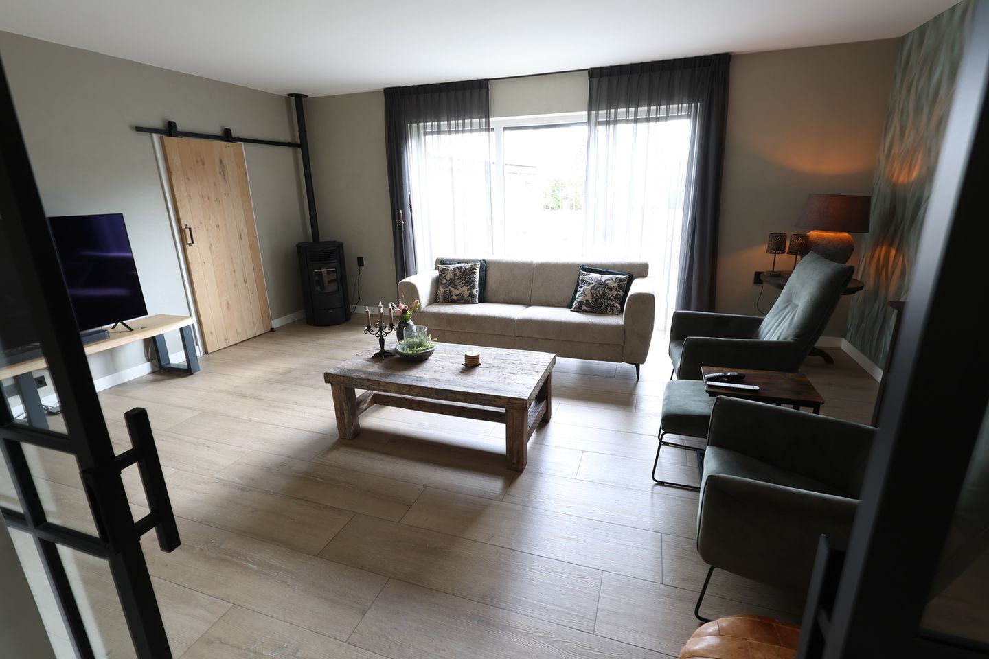 Foto 14 van Westeinde 211