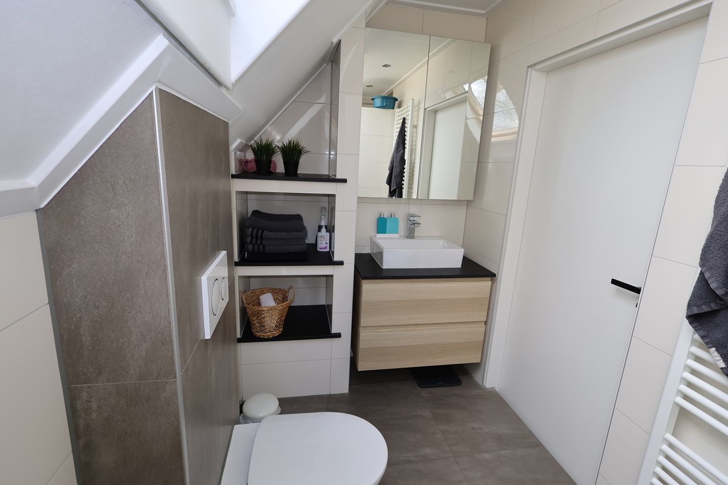 Foto 44 van Westeinde 211