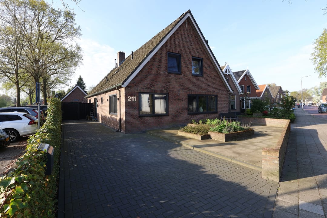 Foto 56 van Westeinde 211