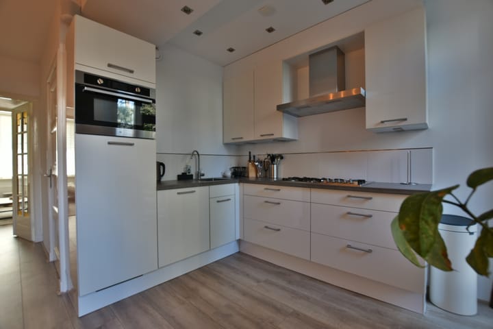 Foto 4 van Van Tuyll van Serooskerkenplein 52-H