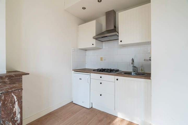 Foto 2 van Spoorstraat 2-C