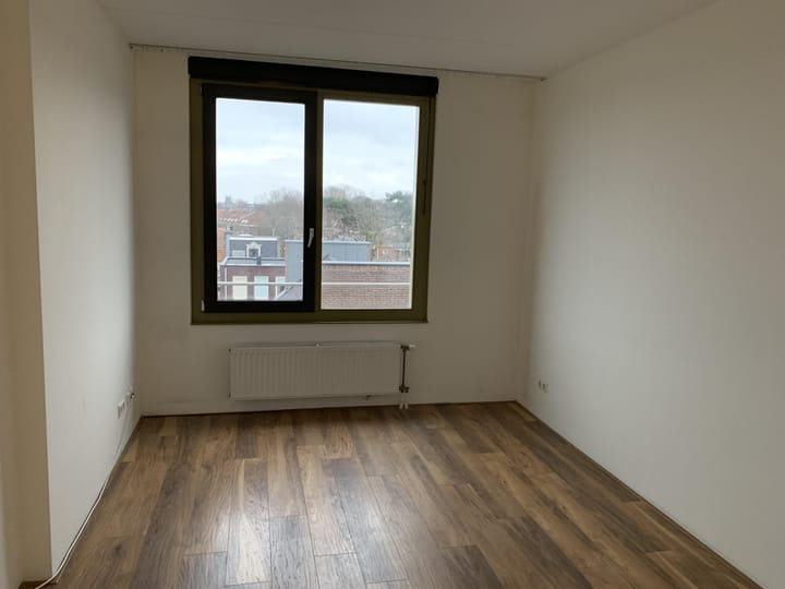 Photo 4 of Mauveplein 32