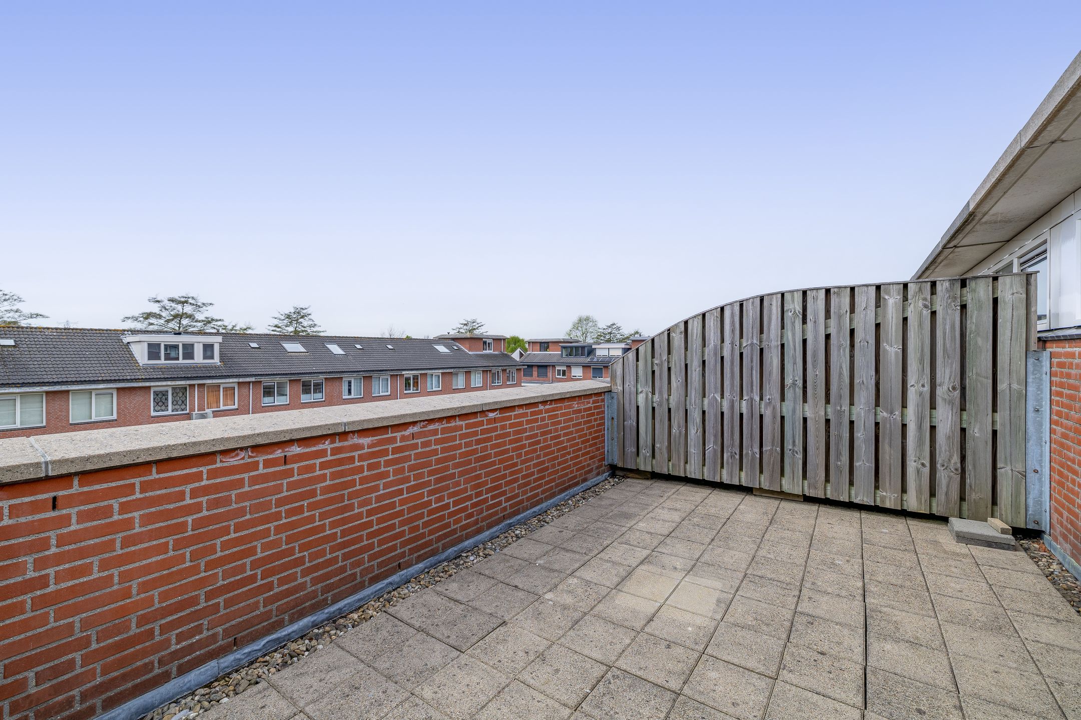 Spacious Energy-Efficient Terraced House with Rooftop Terrace in Nieuwegein — 36