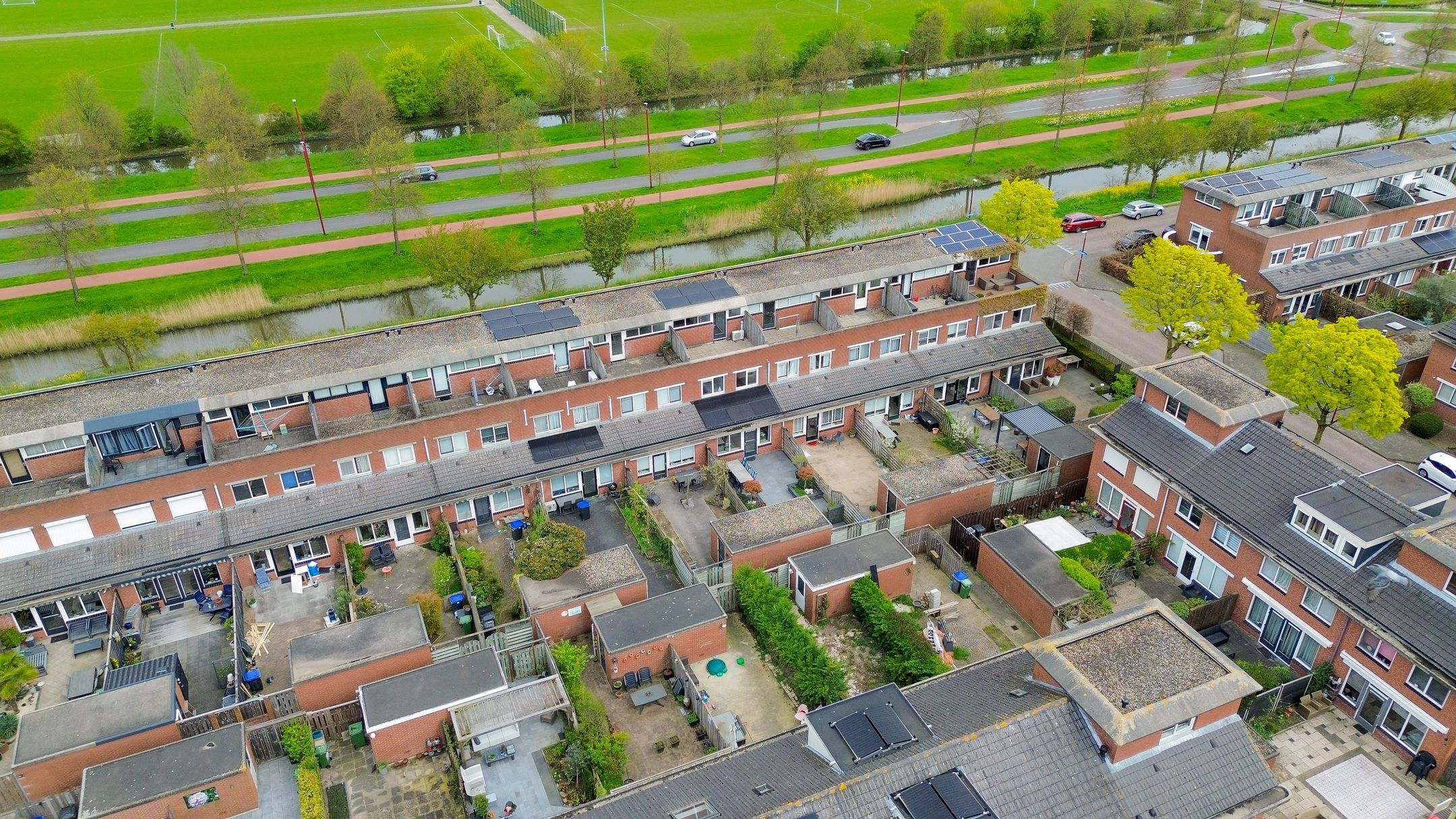 Spacious Energy-Efficient Terraced House with Rooftop Terrace in Nieuwegein — 51