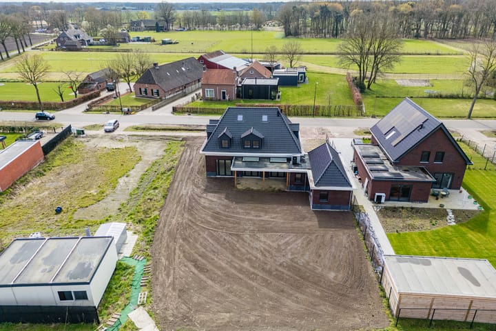 Foto 2 van Mr de la Courtstraat 15-E