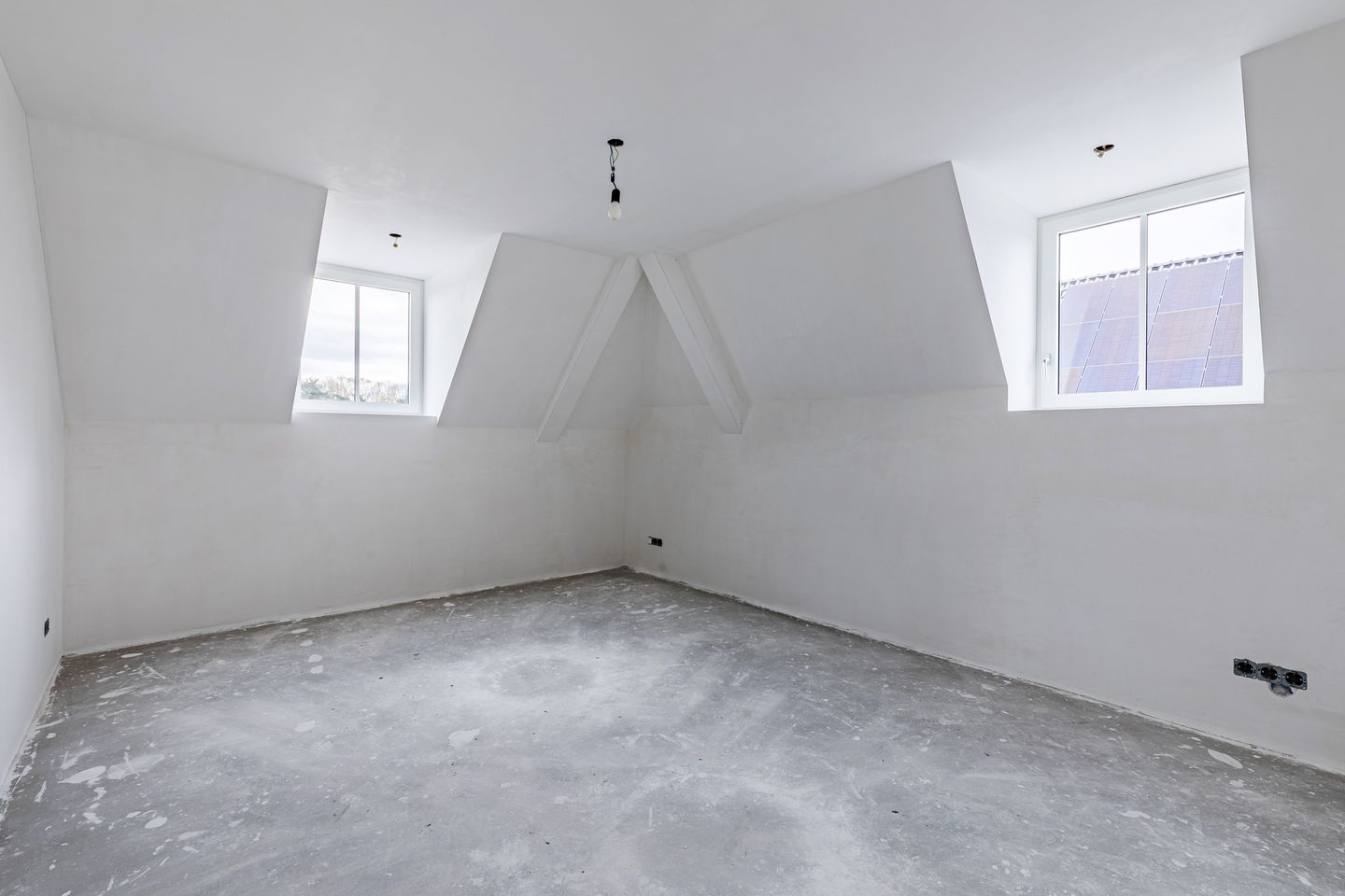 Photo 19 of Mr de la Courtstraat 15-E