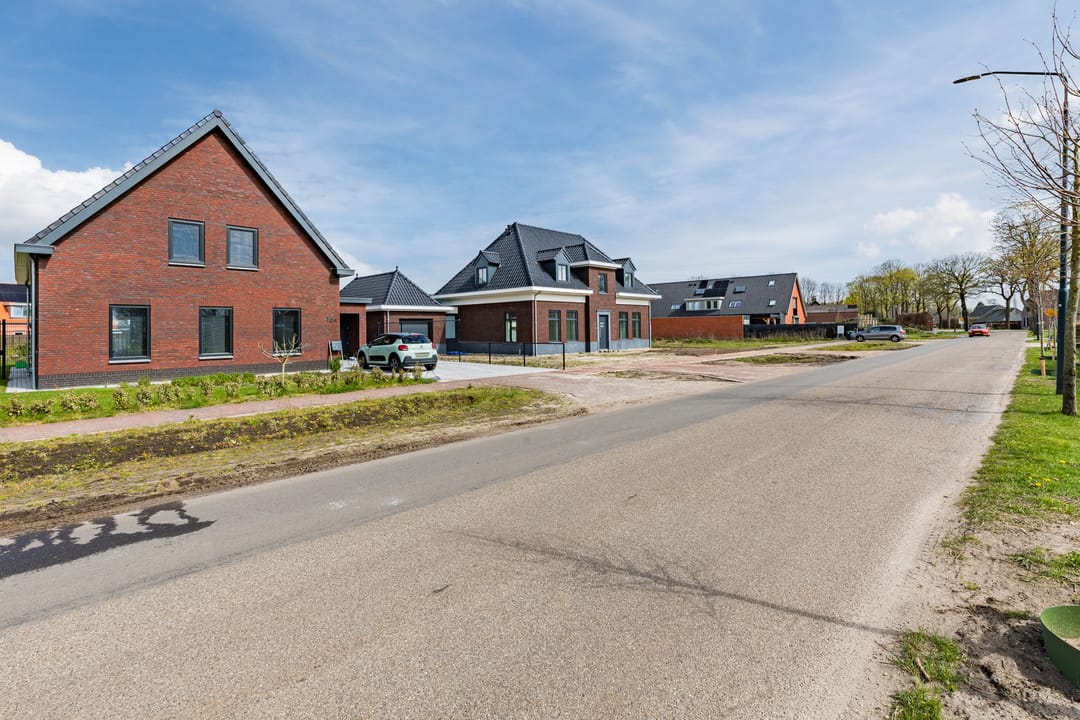 Photo 46 of Mr de la Courtstraat 15-E