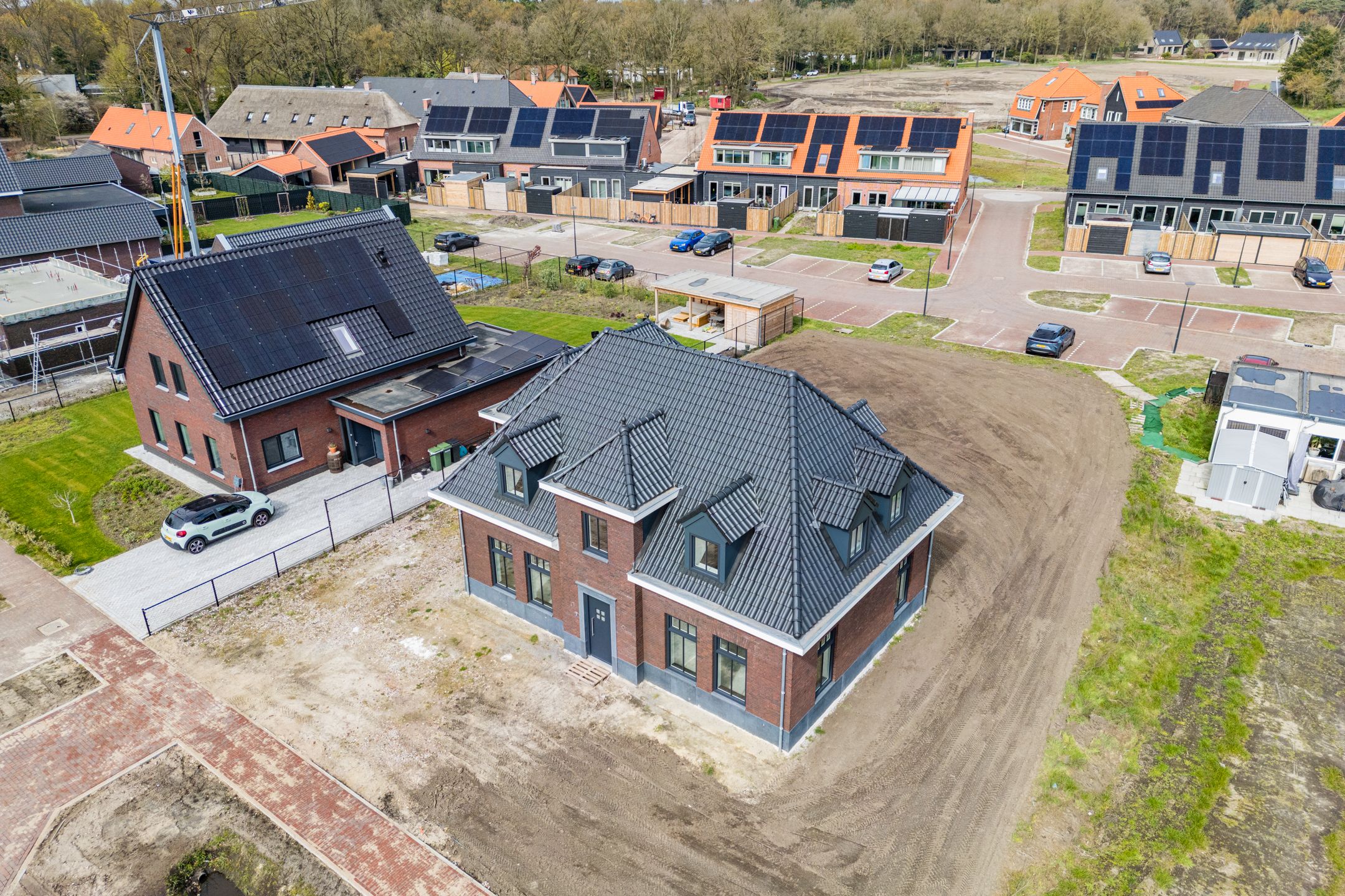 Photo 42 of Mr de la Courtstraat 15-E