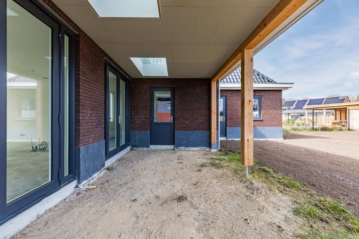 Photo 29 of Mr de la Courtstraat 15-E