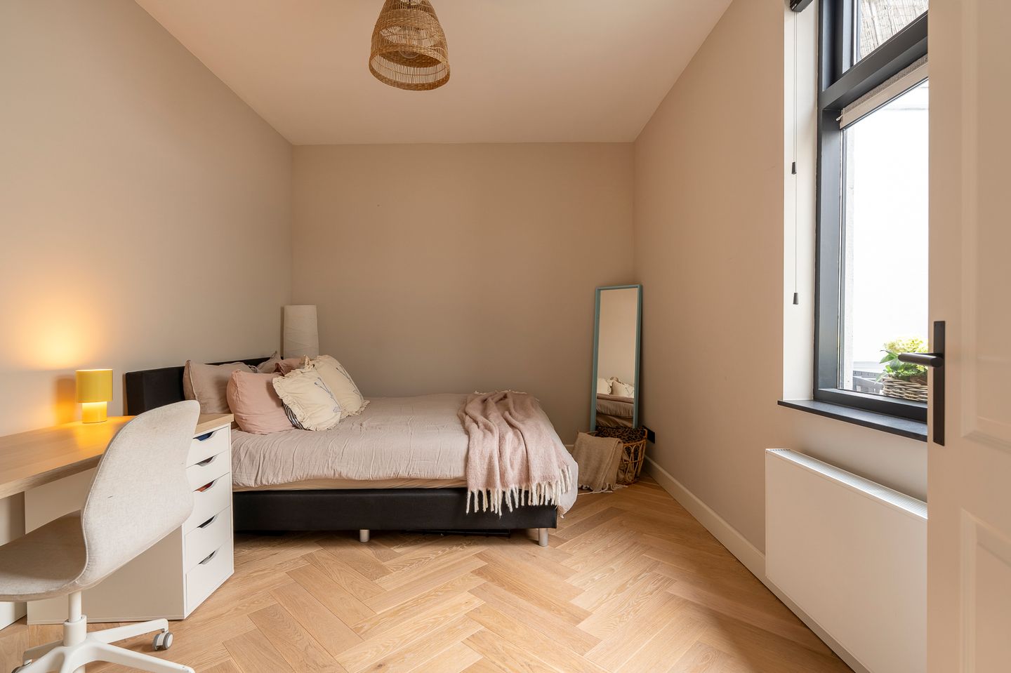 Foto 29 van Edisonstraat 104