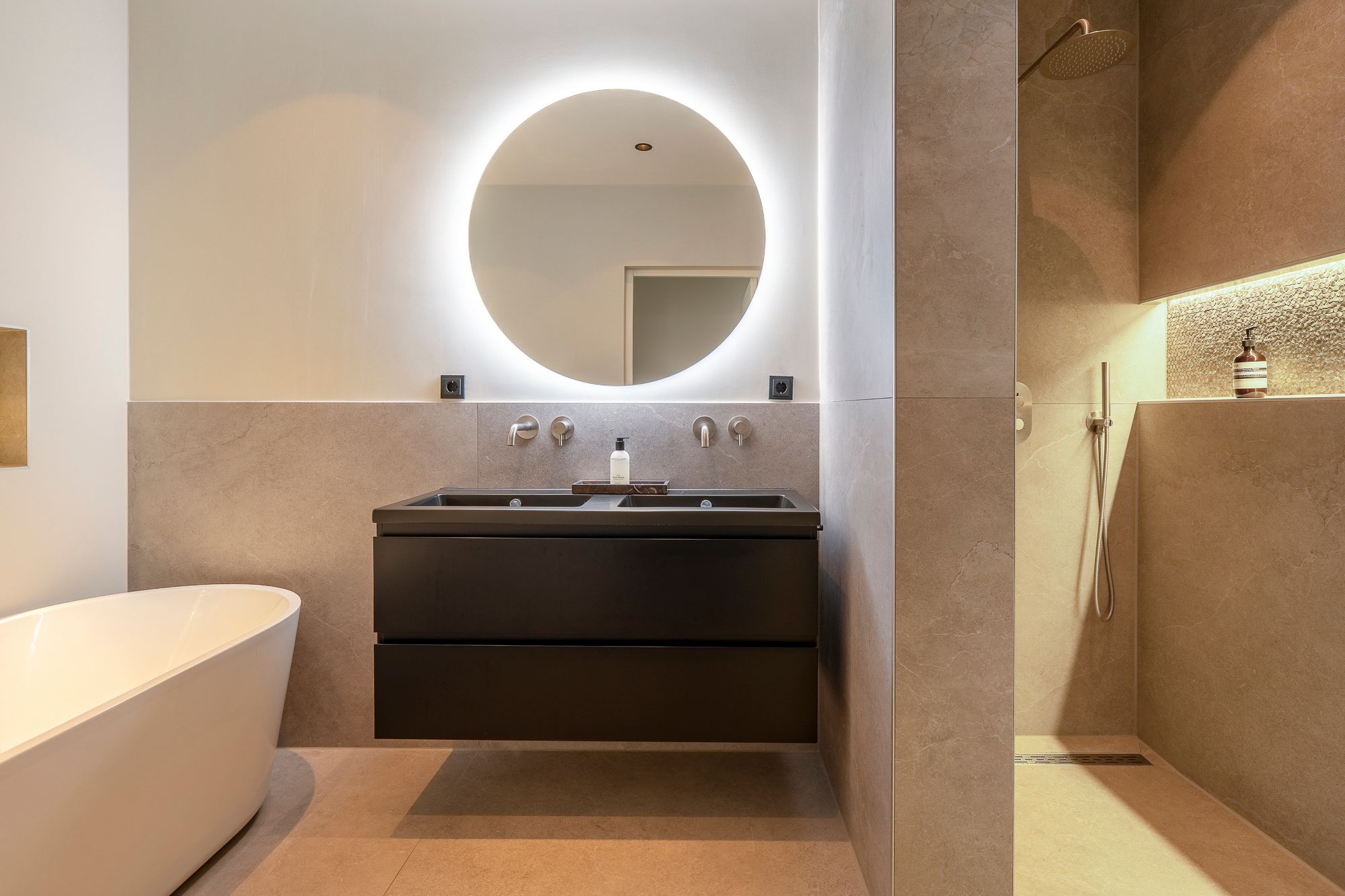 Foto 33 van Edisonstraat 104